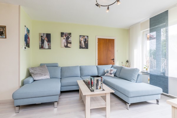 Foto - Te koop: Ruime halfvrijstaande woning met 179 m² woonoppervlakte, 6 slaapkamers, 2 badkamers, garage en tuin op het zuiden in Vaals
